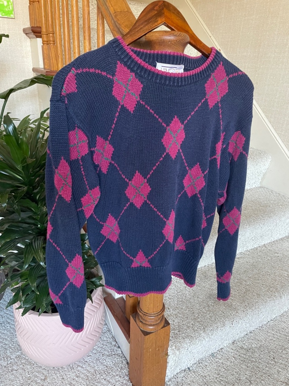 Vintage NINON de Lenelos Navy & Pink Preppy Argyle Crewneck Sweater